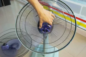 Cómo arreglar un ventilador que no gira paso a paso
